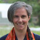portrait_avsf_echarpe-sourire_rr.jpg